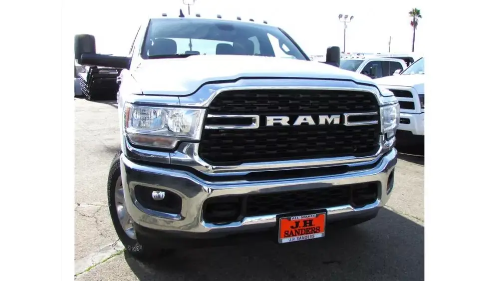 2018 FORD F350 SUPER DUTY CREW CAB - PLATINUM PICKUP 4D 8 FT - Image 3